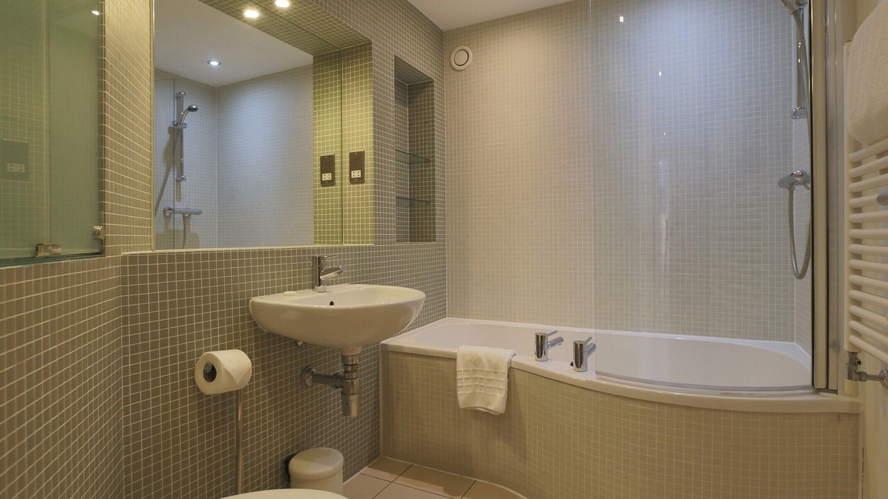 Photo of Bathroom in New Town