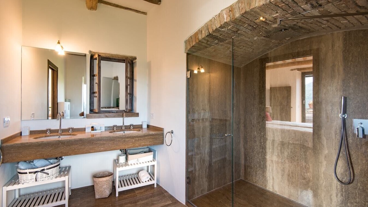 Photo of Bathroom in Montelovesco