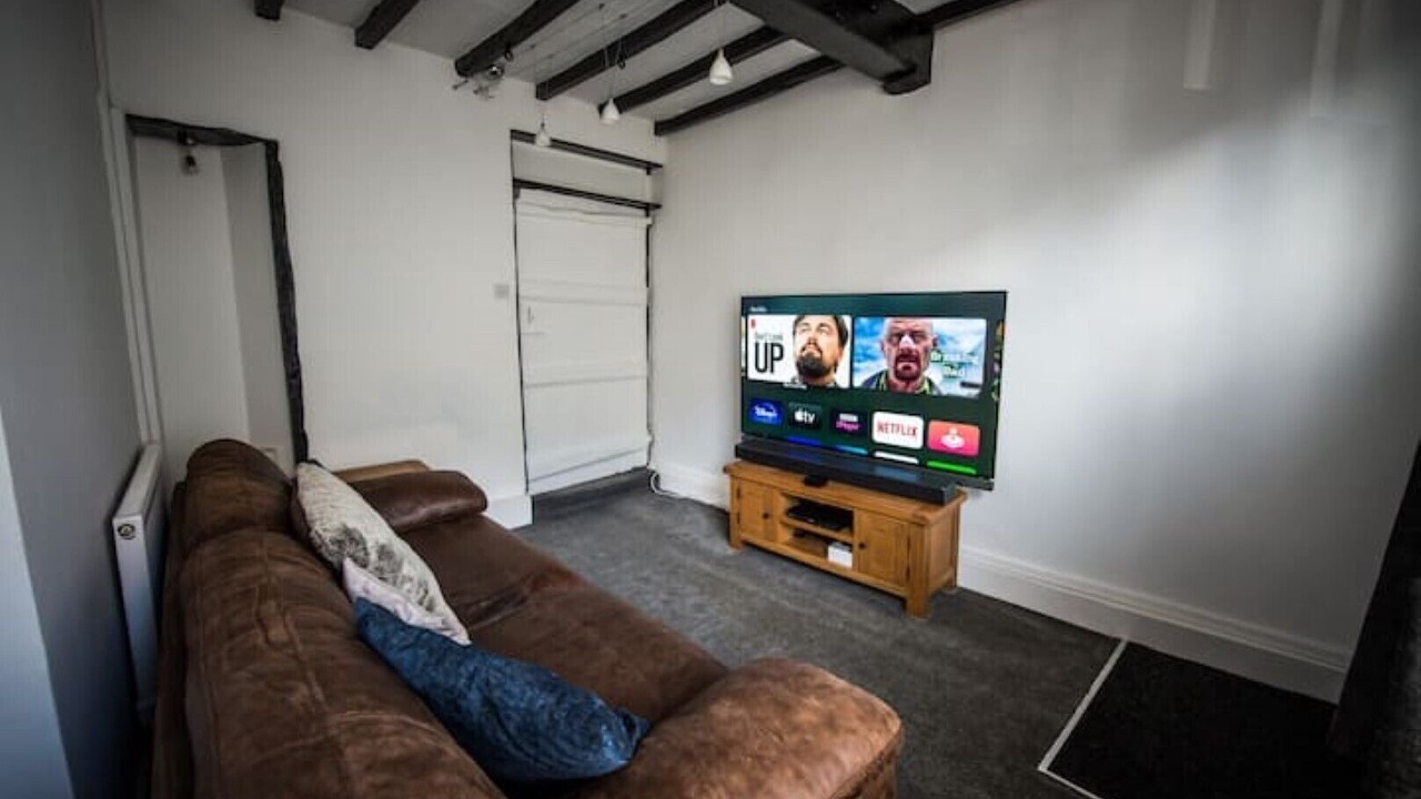 Photo of Livingroom in Towcester