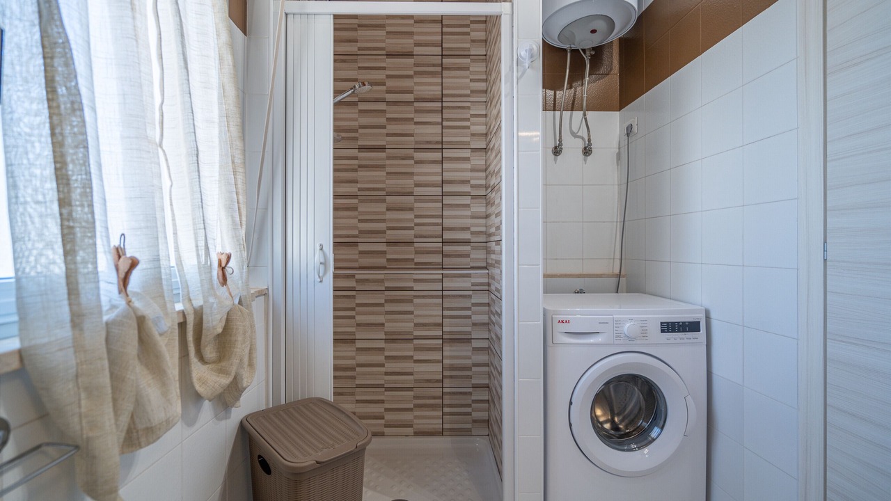 Photo of Bathroom in Floridia