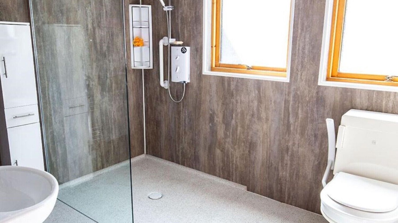 Photo of Bathroom in Boat of Garten