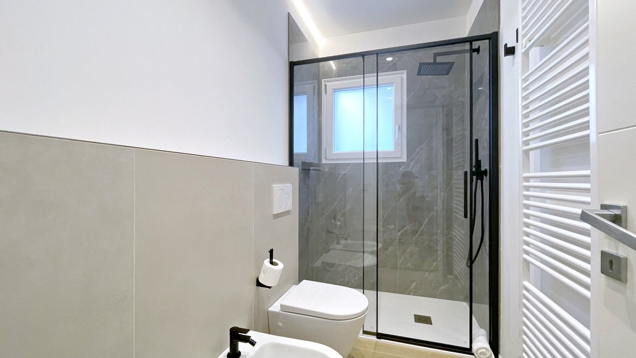Photo of Bathroom in Alba