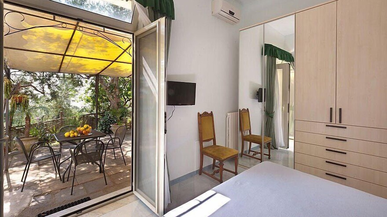 Photo of Bedroom in Marina di Puolo