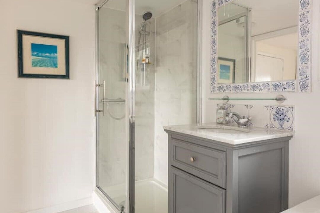 Photo of Bathroom in Piltdown