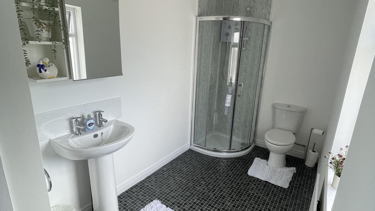 Photo of Bathroom in Keady