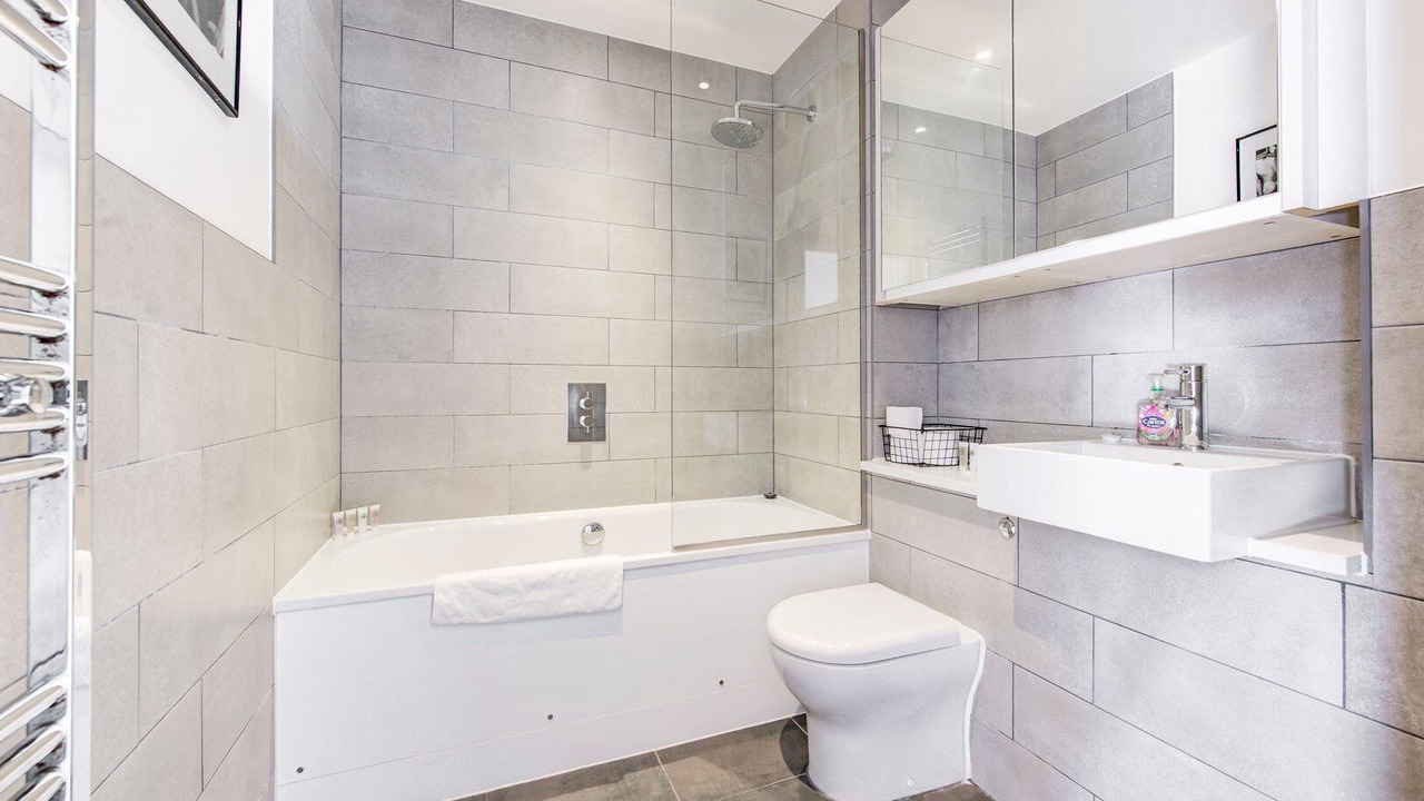 Photo of Bathroom in Hackney Central