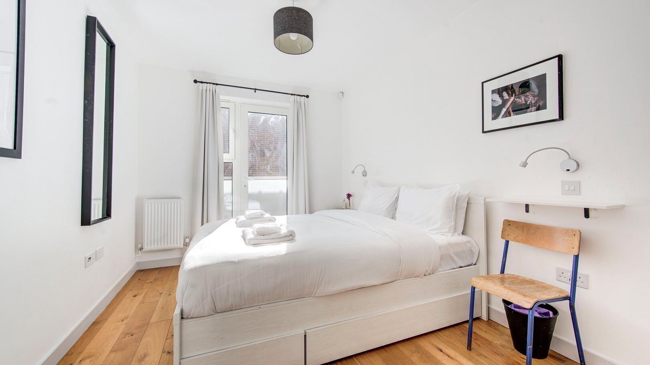 Photo of Bedroom in Hackney Central