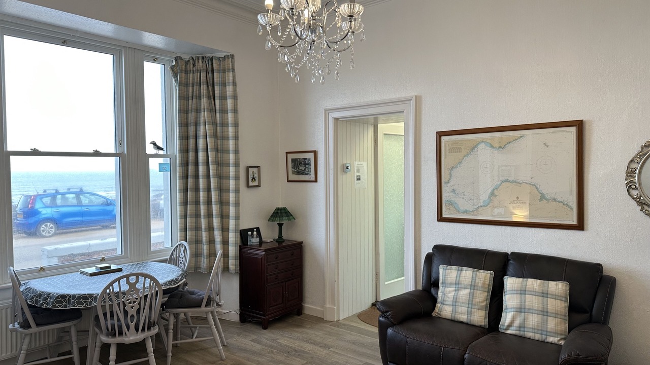 Photo of Livingroom in North Berwick