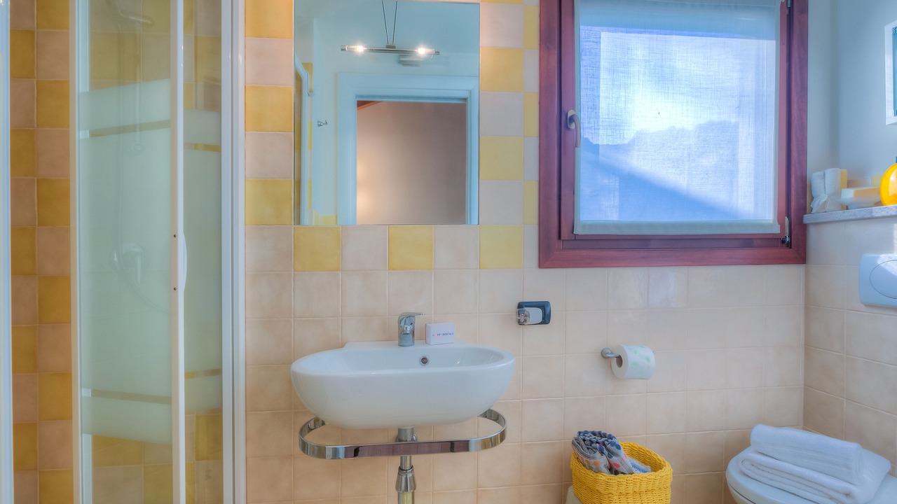 Photo of Bathroom in Meina