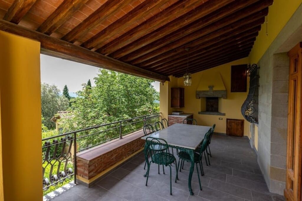 Photo of Outdoor in Twist
