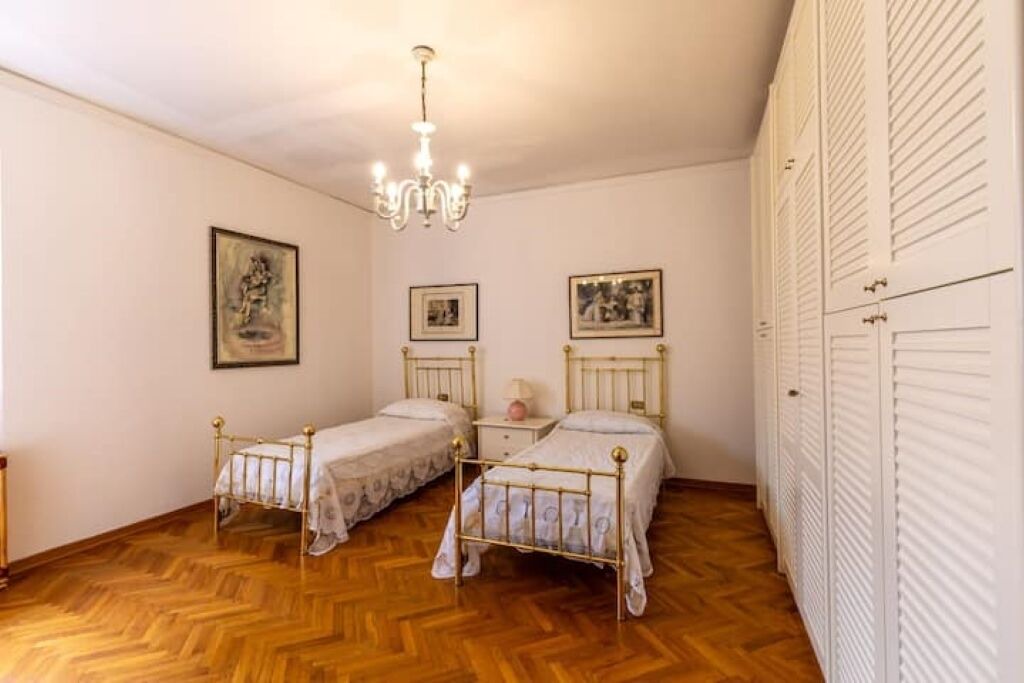 Photo of Bedroom in Twist