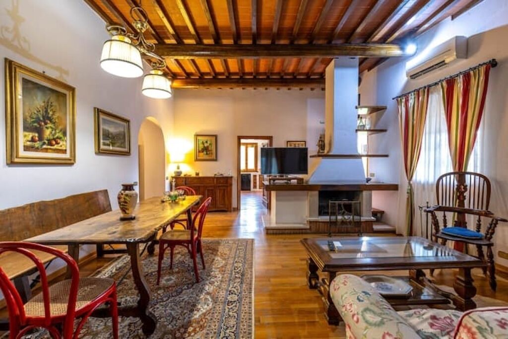 Photo of Livingroom in Twist
