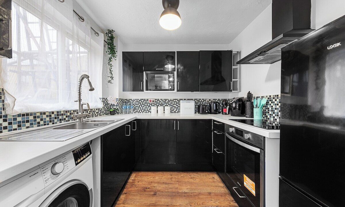 Photo of Kitchen in Island Gardens