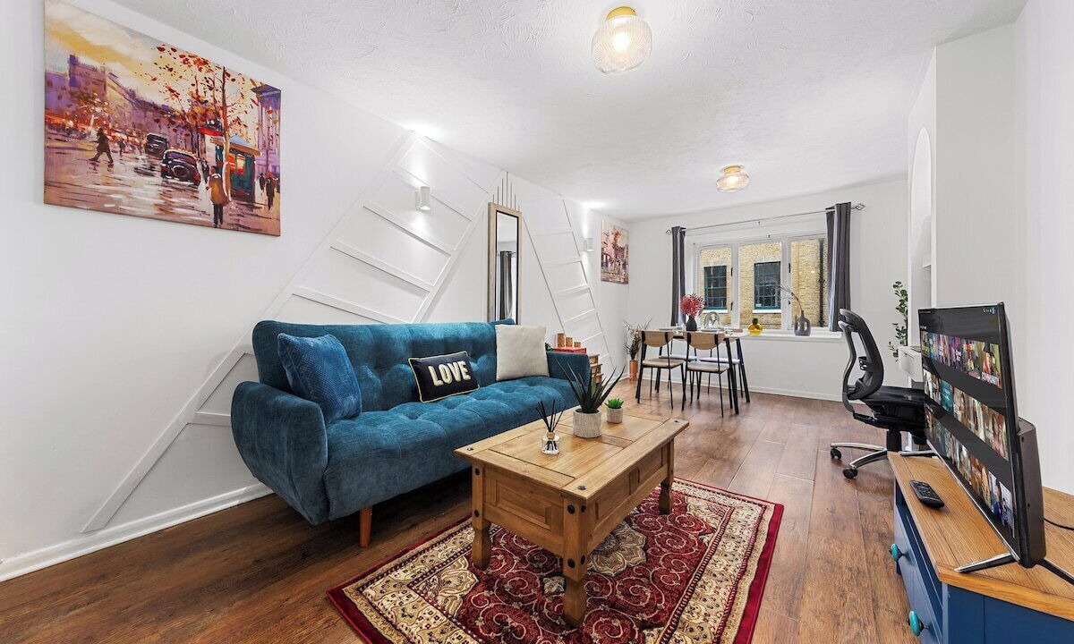 Photo of Livingroom in Island Gardens
