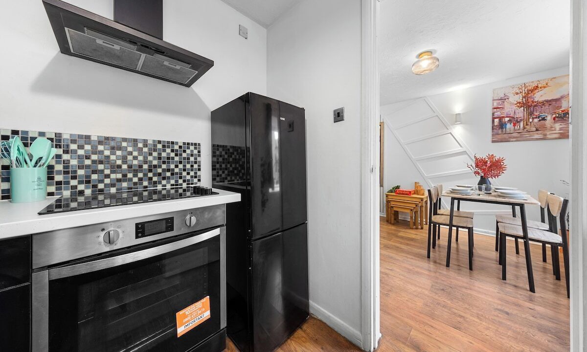 Photo of Kitchen in Island Gardens