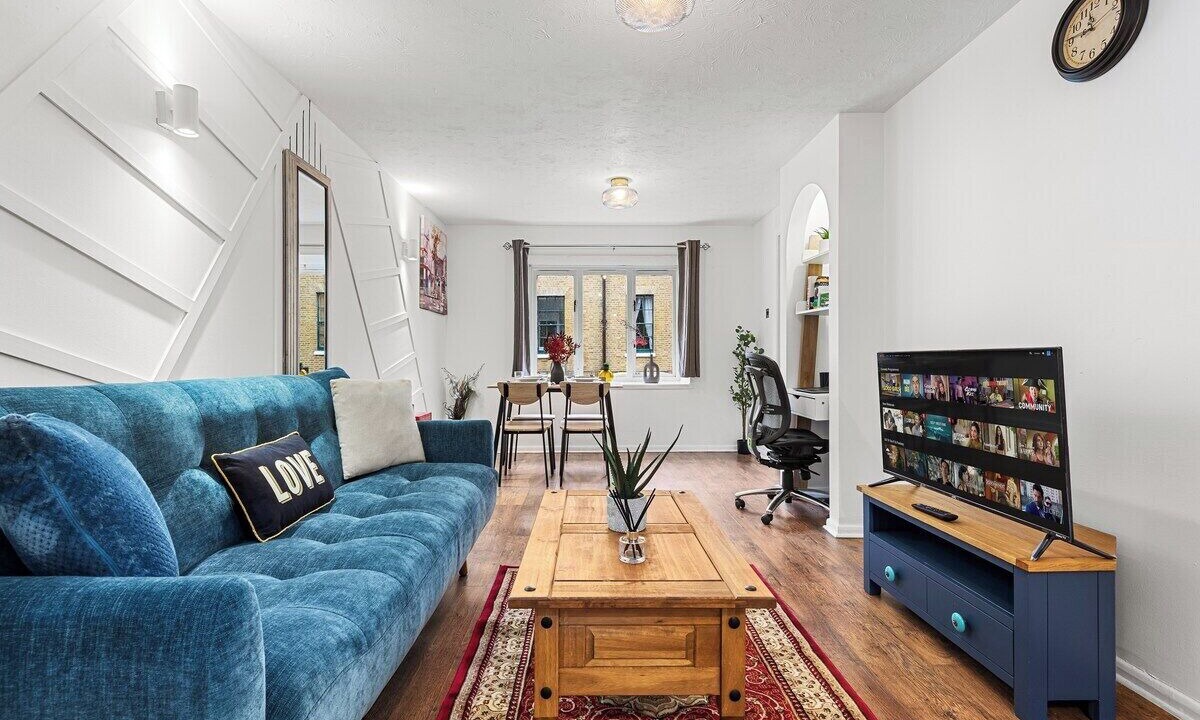 Photo of Livingroom in Island Gardens