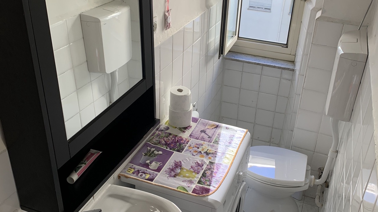 Photo of Bathroom in Parella
