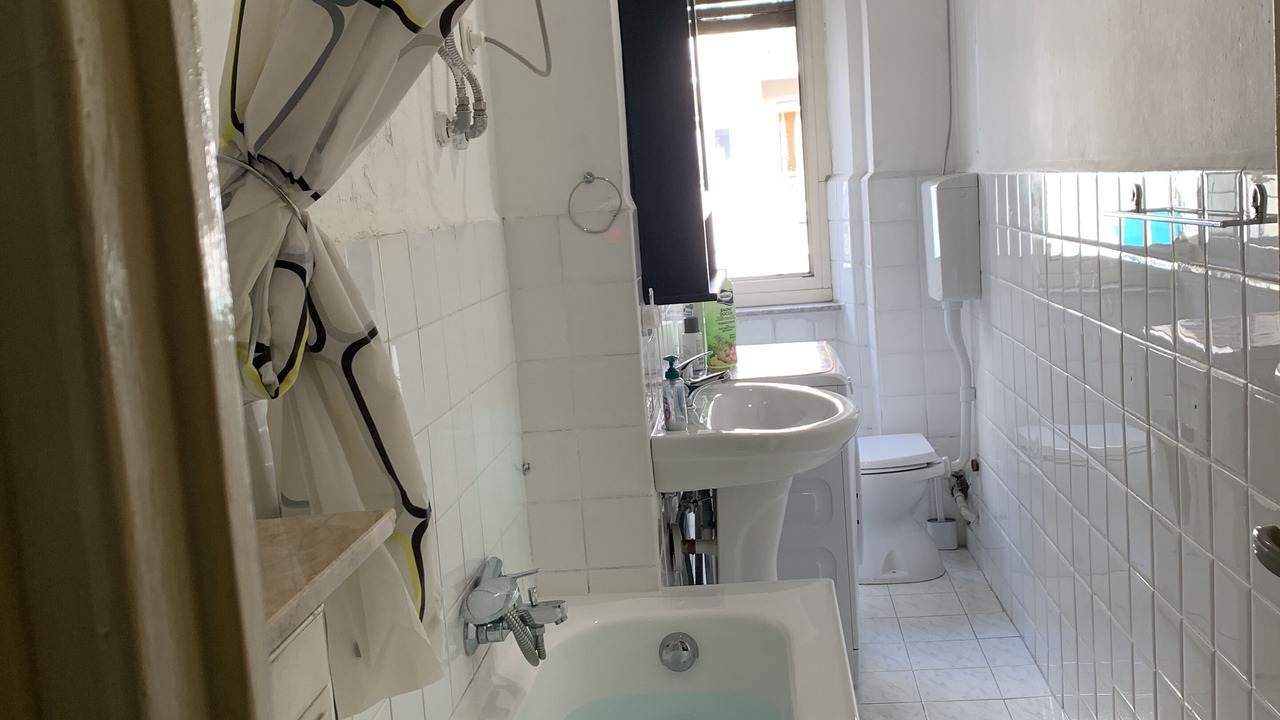 Photo of Bathroom in Parella