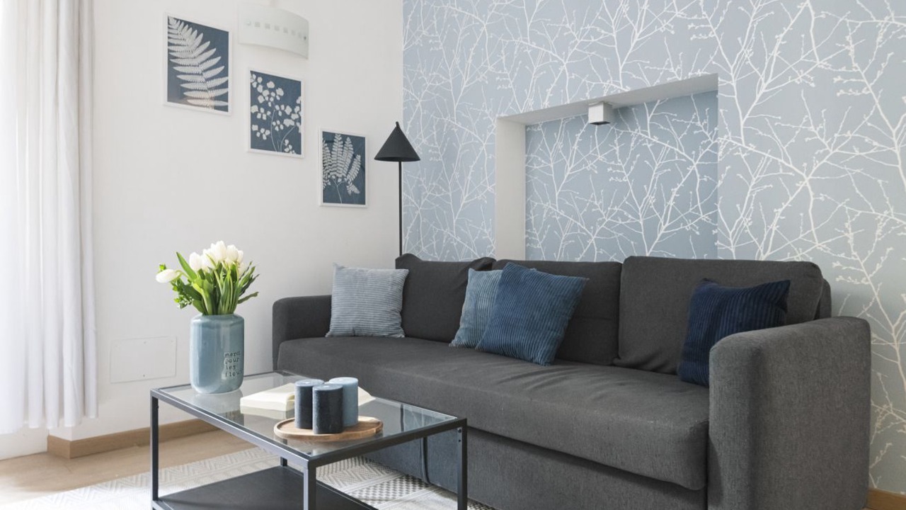 Photo of Livingroom in Magenta
