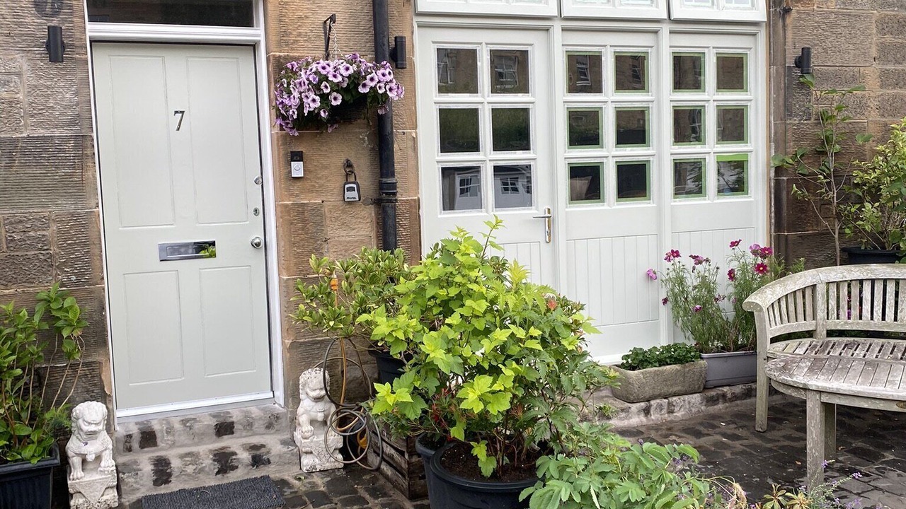 Photo of Outdoor in Comely Bank