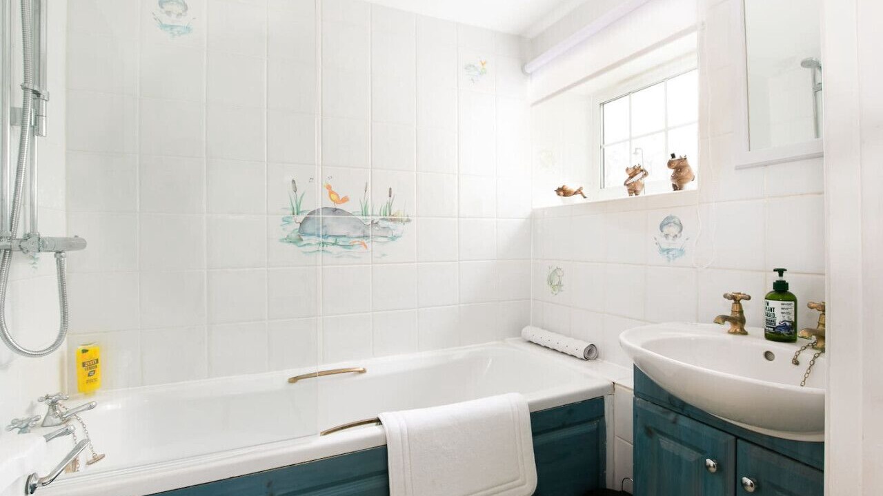 Photo of Bathroom in Nether Worton