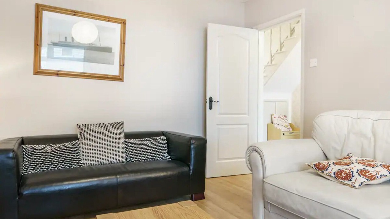 Photo of Livingroom in Holywood