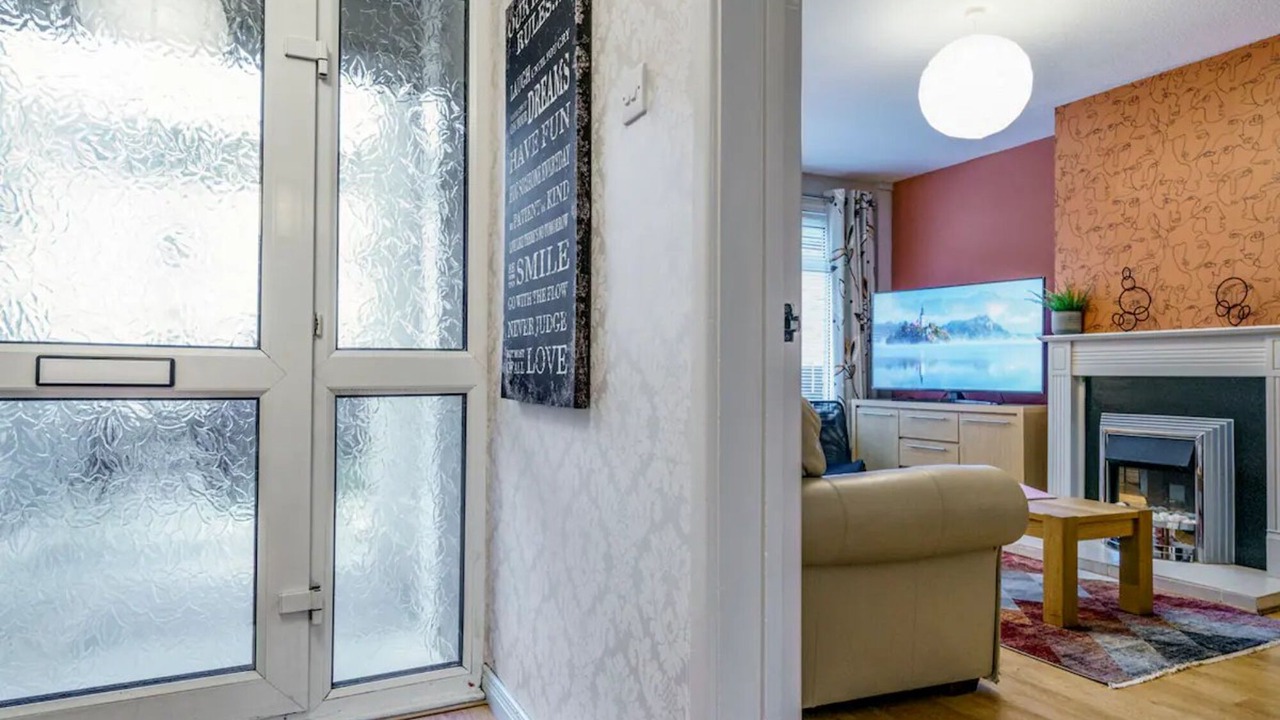 Photo of Livingroom in Holywood