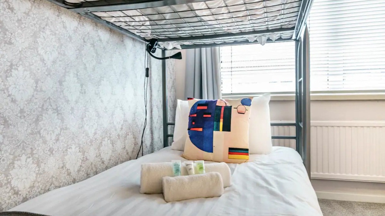 Photo of Bedroom in Holywood