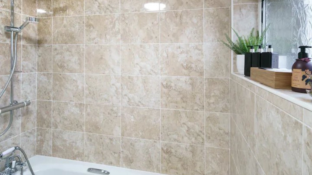 Photo of Bathroom in Holywood
