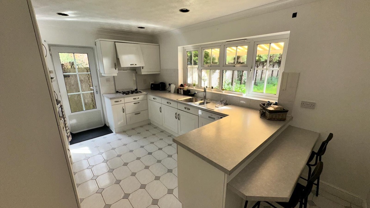 Photo of Kitchen in Bray on Thames