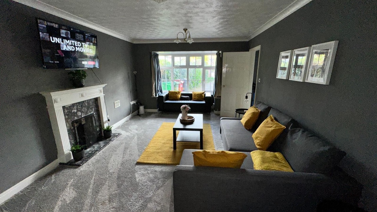 Photo of Livingroom in Bray on Thames