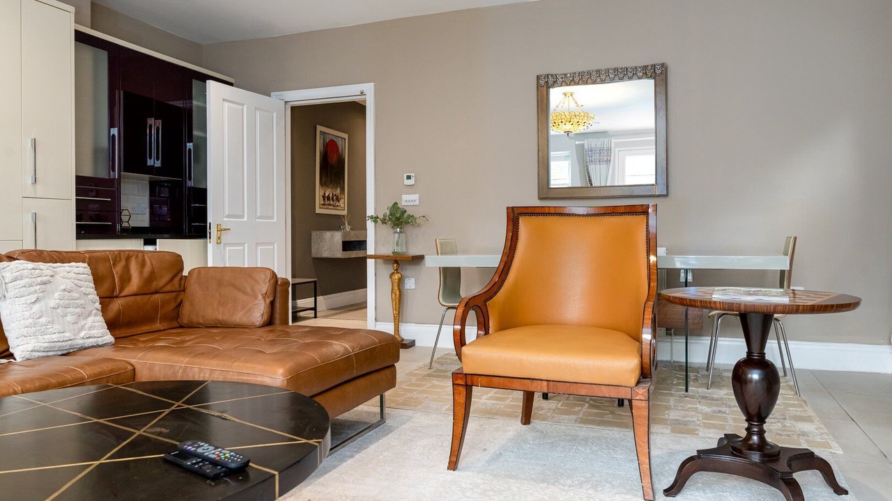 Photo of Livingroom in Town