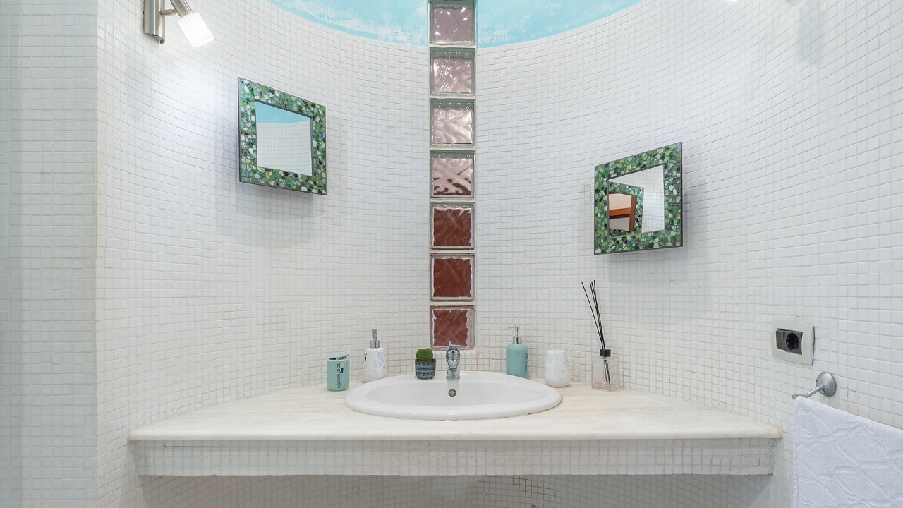 Photo of Bathroom in Arenella