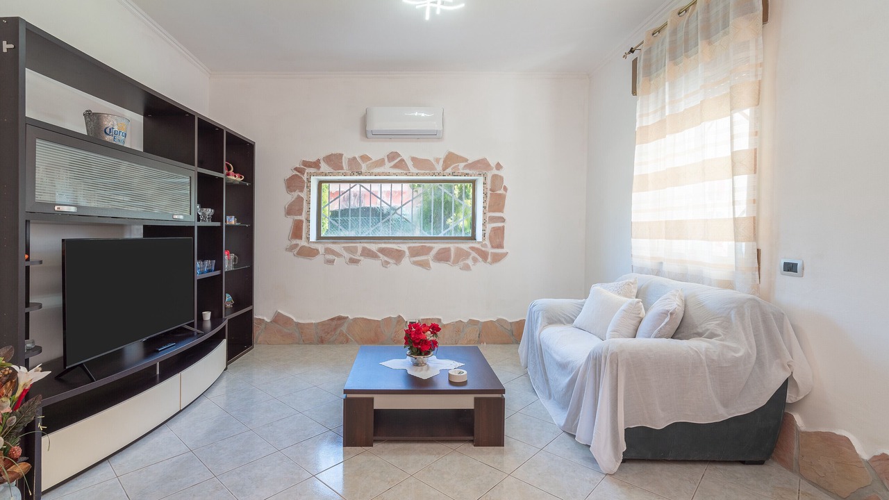 Photo of Livingroom in Arenella