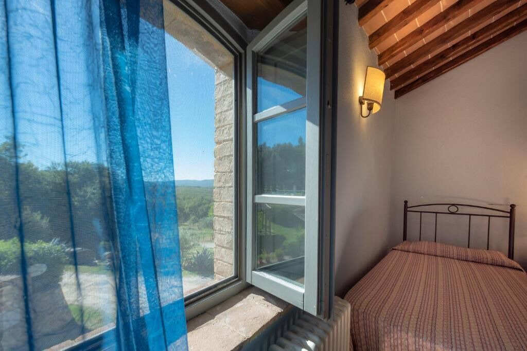 Photo of Bedroom in Simignano