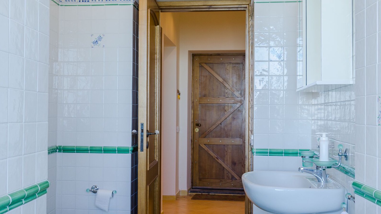 Photo of Bathroom in Scala