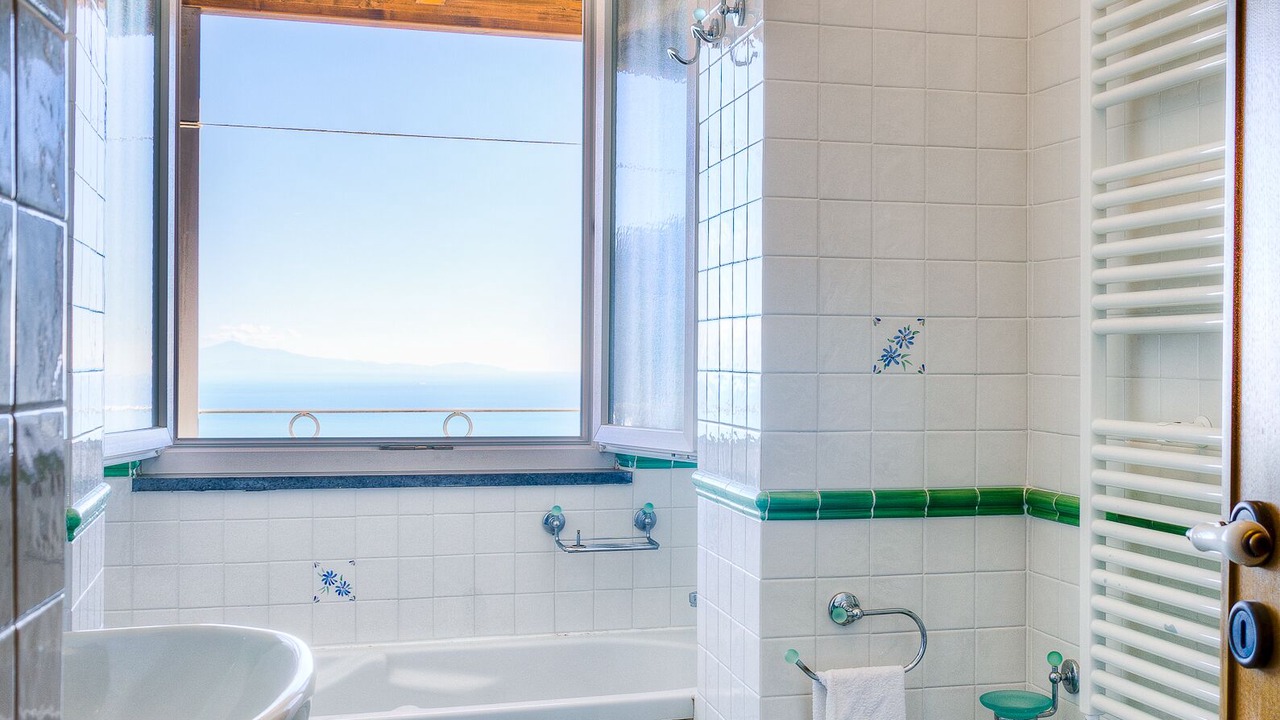Photo of Bathroom in Scala