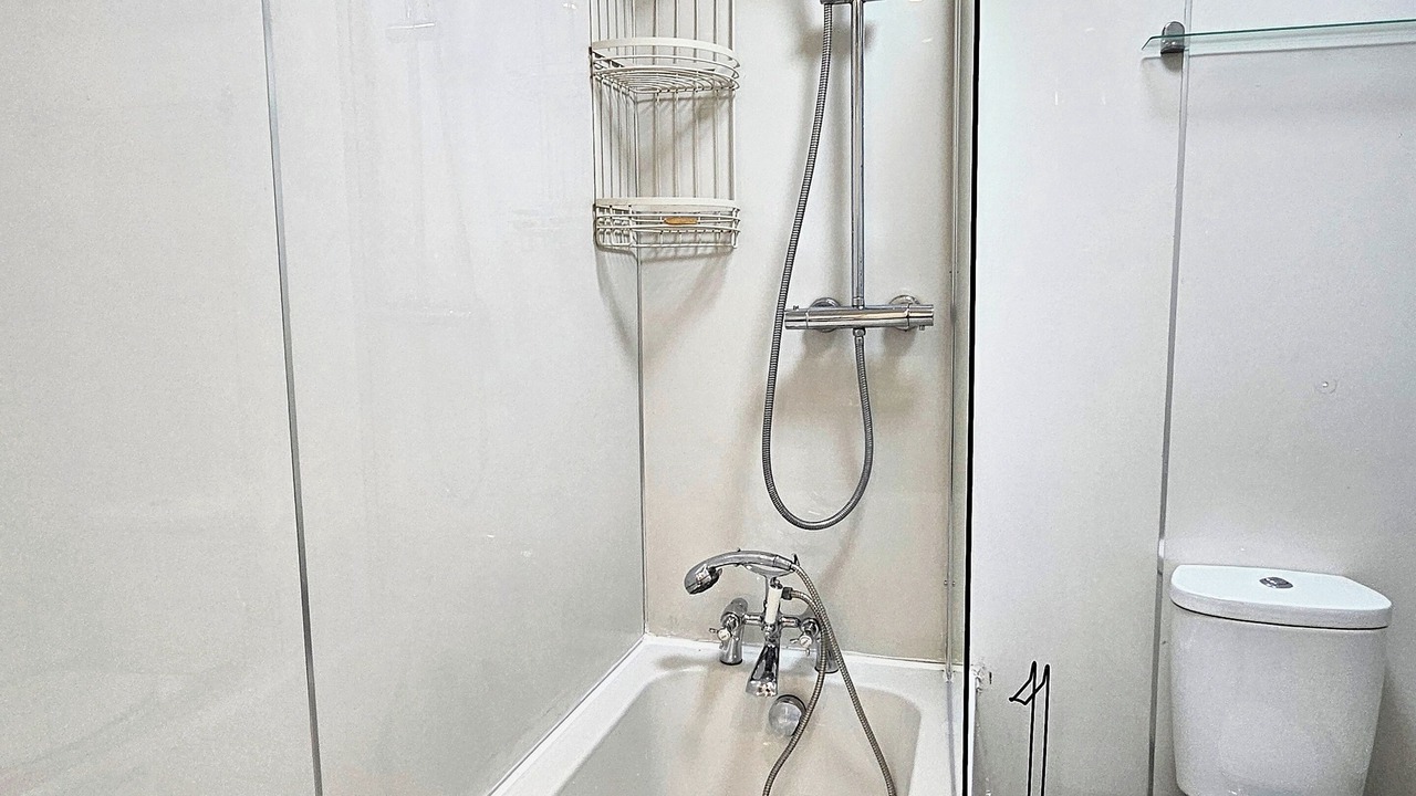 Photo of Bathroom in Newington