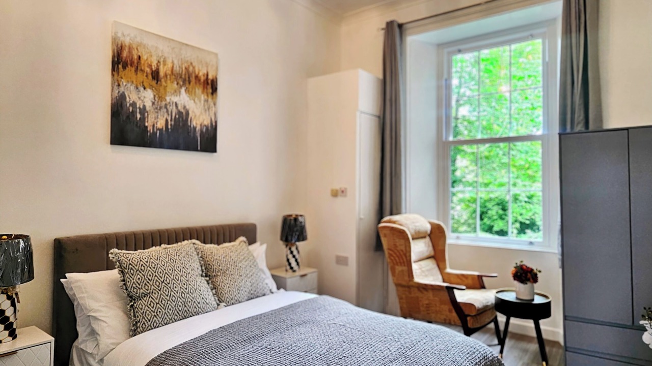 Photo of Bedroom in Newington