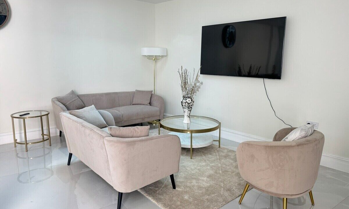 Photo of Bedroom in Kilburn
