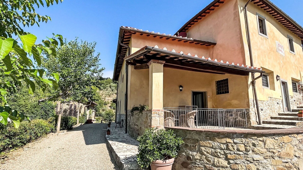 Photo of Patio Balcony in Loro Ciuffenna