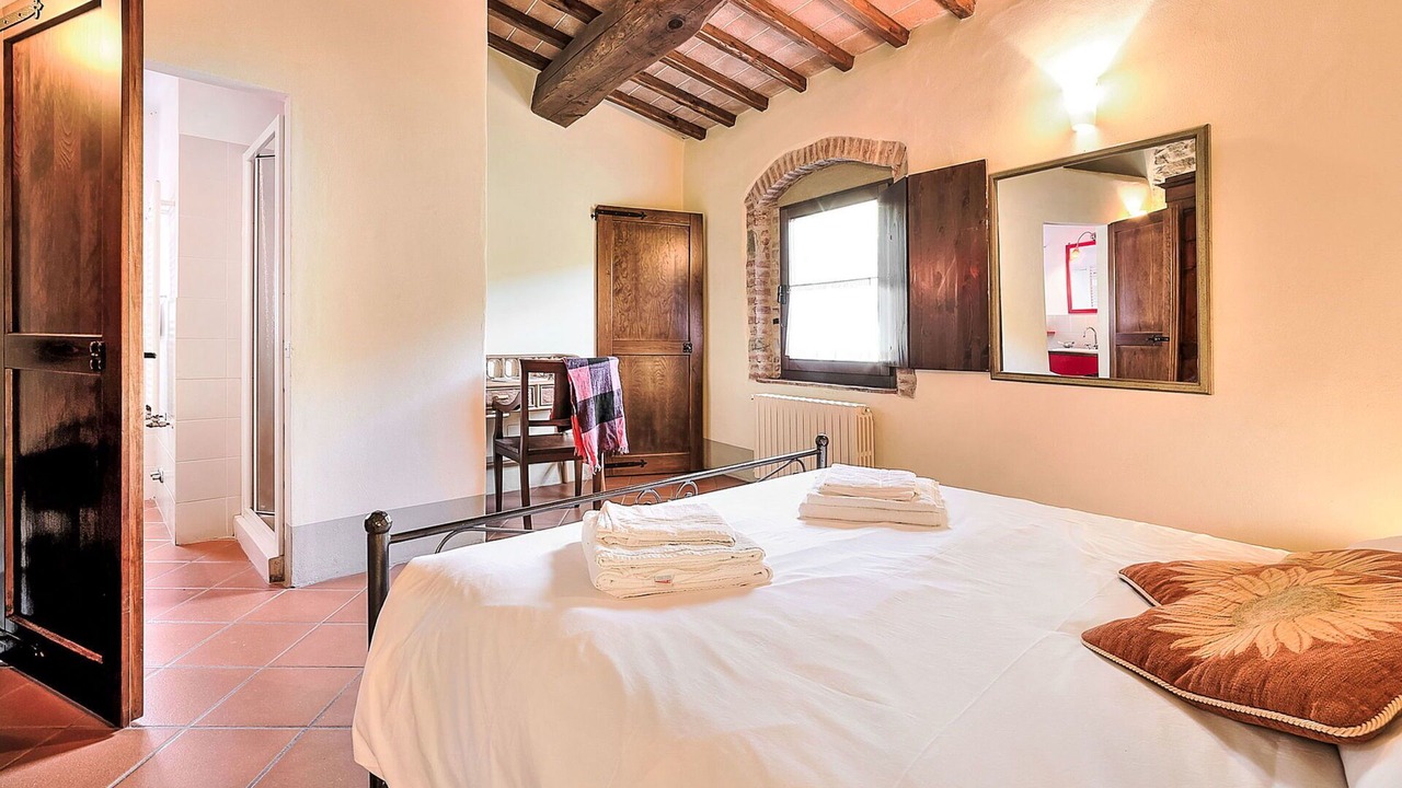 Photo of Bedroom in Loro Ciuffenna