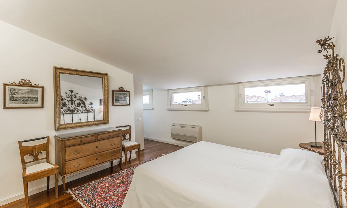 Photo of Bedroom in Dorsoduro