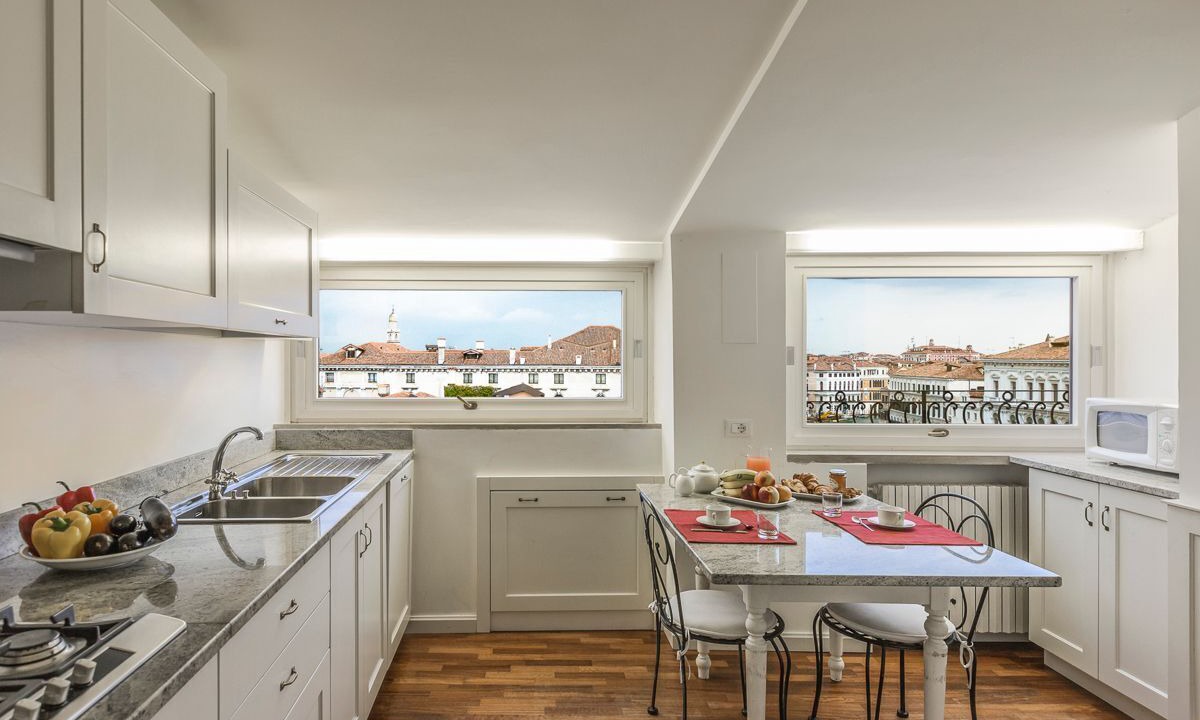 Photo of Kitchen in Dorsoduro