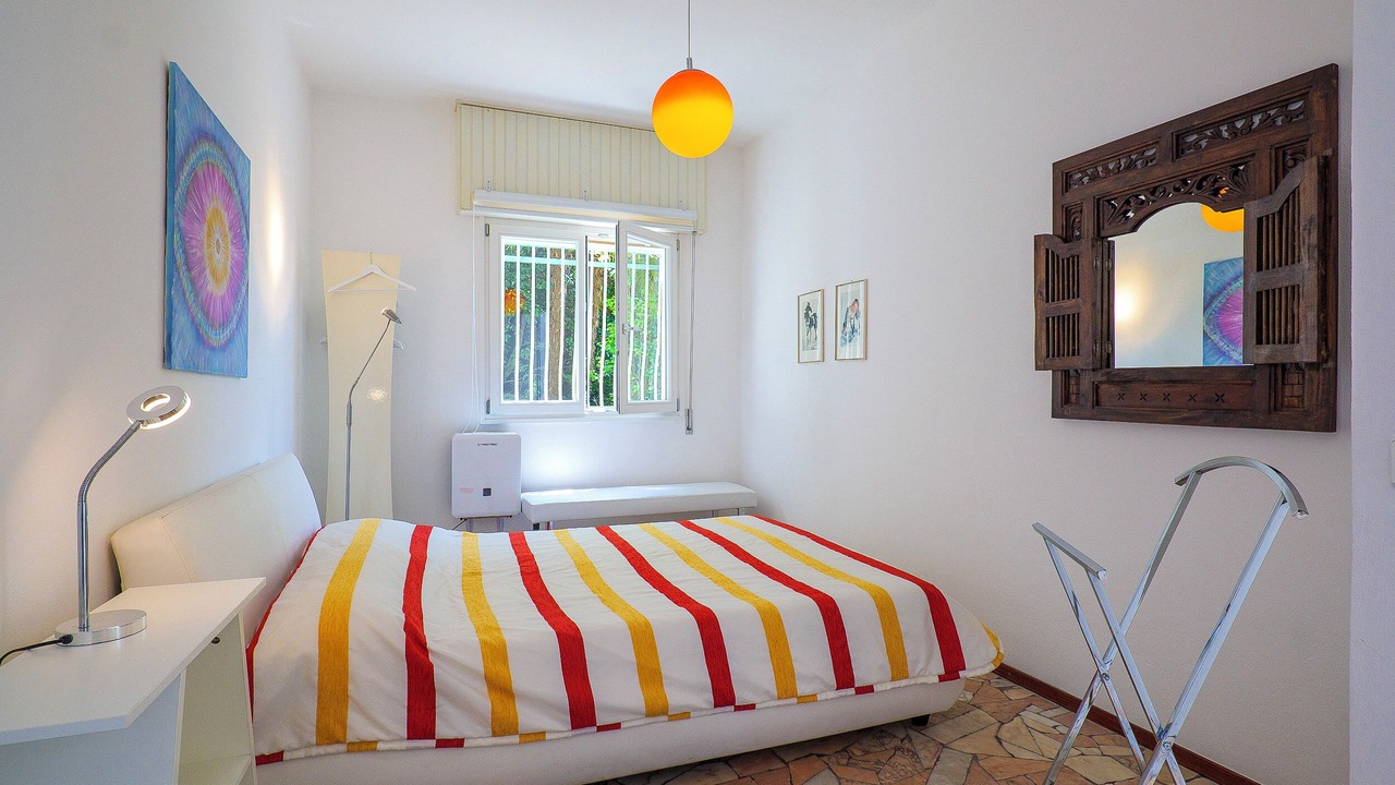 Photo of Bedroom in Agra