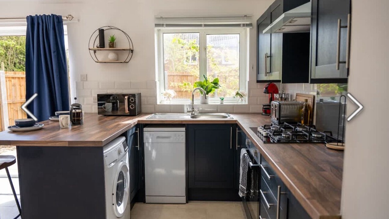 Photo of Kitchen in Great Linford