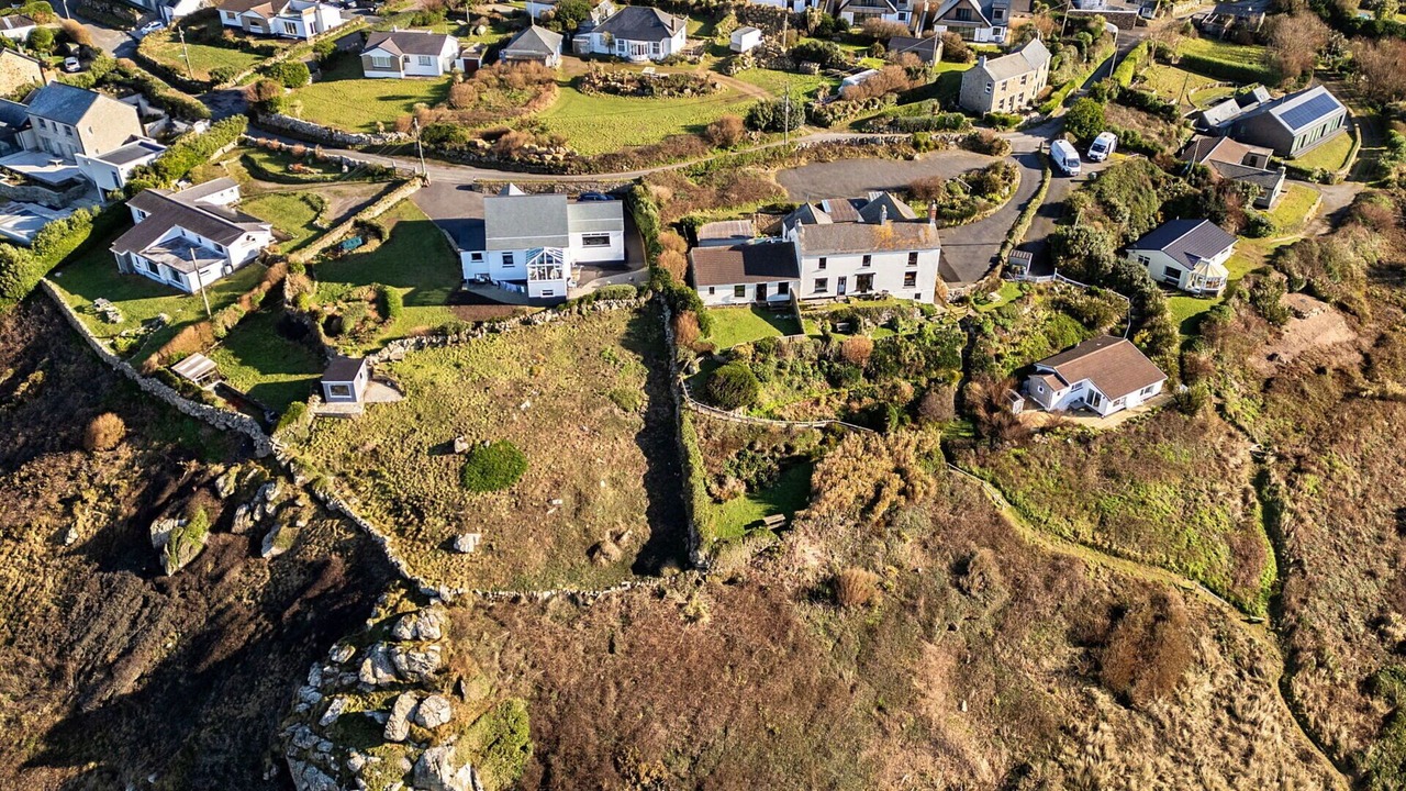 Photo of Others in Sennen