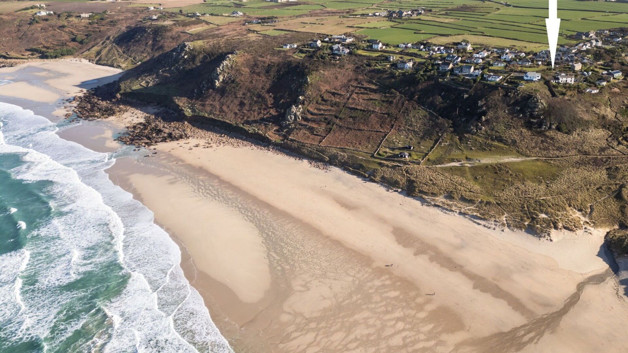 Photo of Others in Sennen
