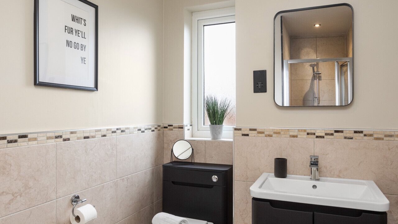 Photo of Bathroom in Glenrothes