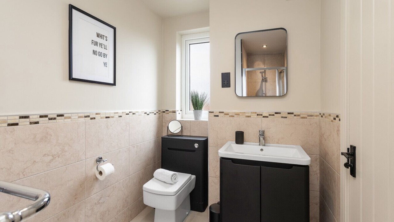 Photo of Bathroom in Glenrothes